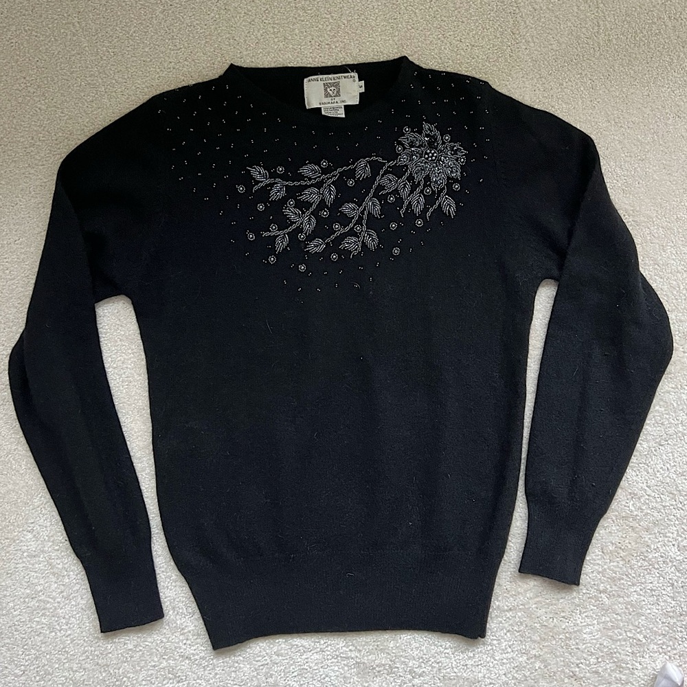 Anne Klein lambswool & sequin sweater. perfect for holidays.